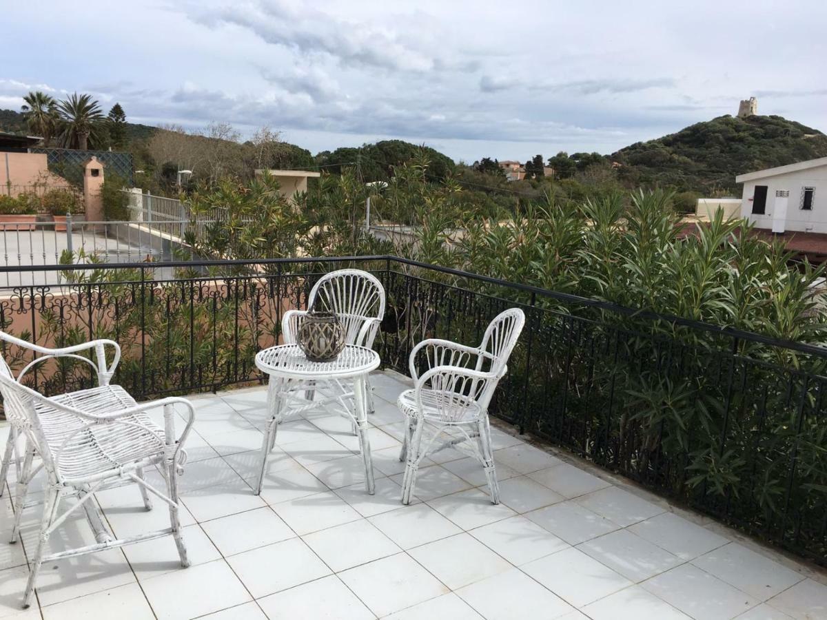 Villa Sul Mare A Chia Domus De Maria Eksteriør billede
