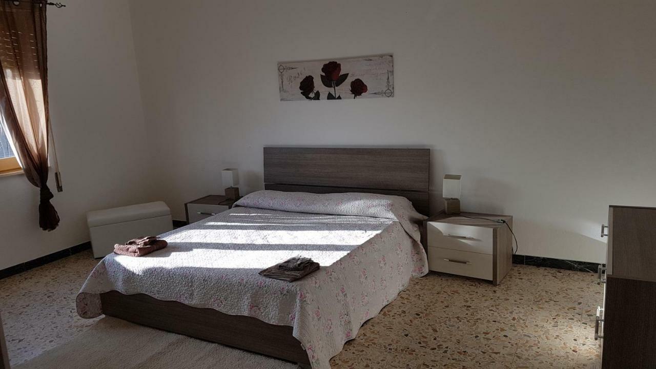 Villa Sul Mare A Chia Domus De Maria Eksteriør billede
