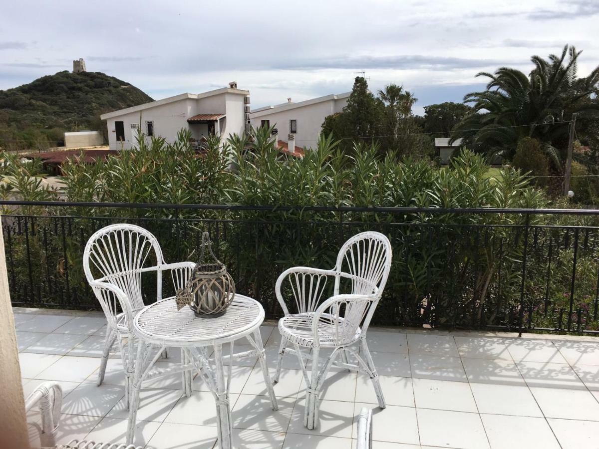 Villa Sul Mare A Chia Domus De Maria Eksteriør billede