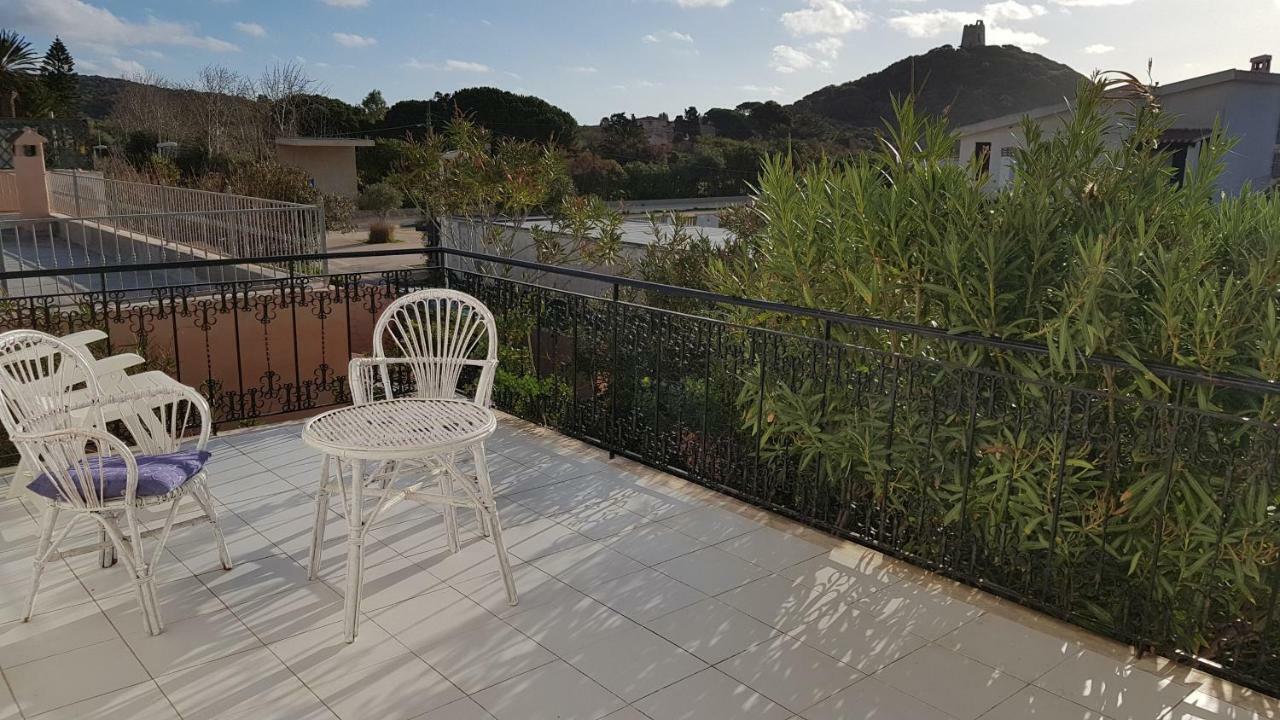 Villa Sul Mare A Chia Domus De Maria Eksteriør billede